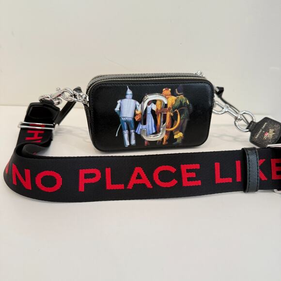 Limited ‼️Marc Jacobs x ‘The Wizard of Oz’ Snapshot The Friends of Dorothy - Picture 2 of 10